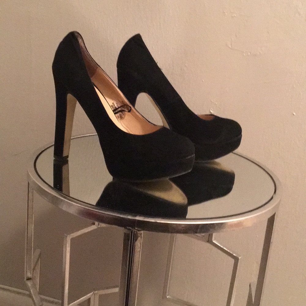 Pumps - Picture 3 of 3